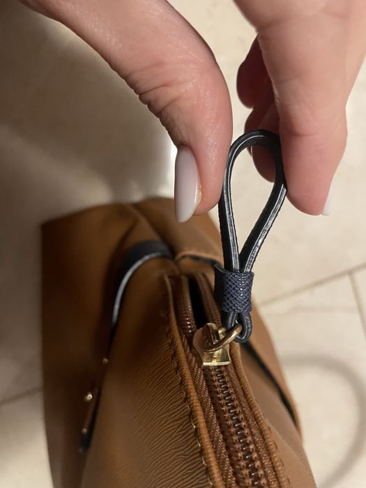 Poseta Tommy Hilfiger - noua, fara eticheta