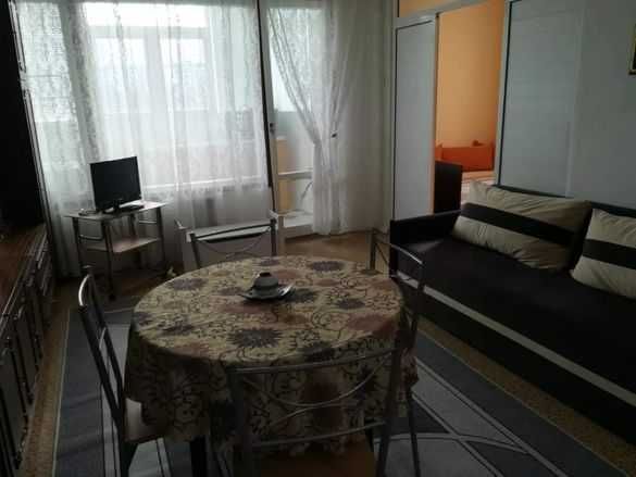 Дава се под наем Едностаен апартамент в Бургас, Изгрев - 43 кв.м за 165 € - Снимка #2