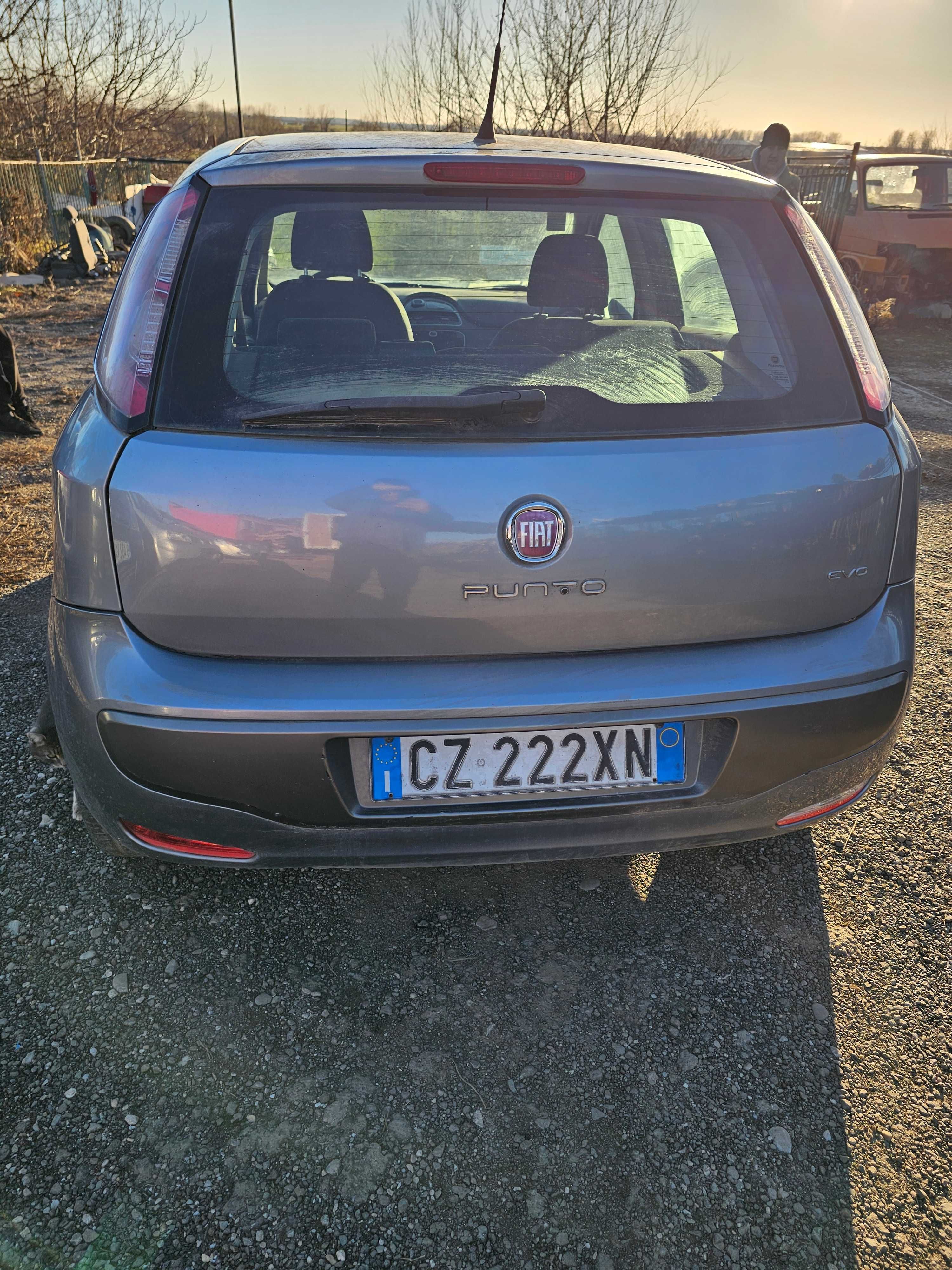 Dezmembrez fiat punto evo 2013