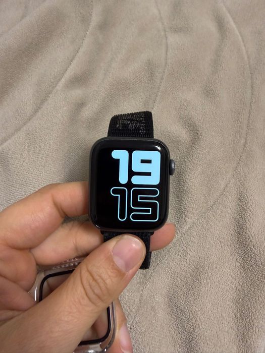 Apple Watch 4   44 mm