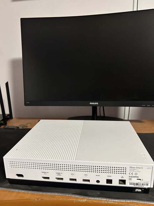 Xbox One S 1TB Impecabil