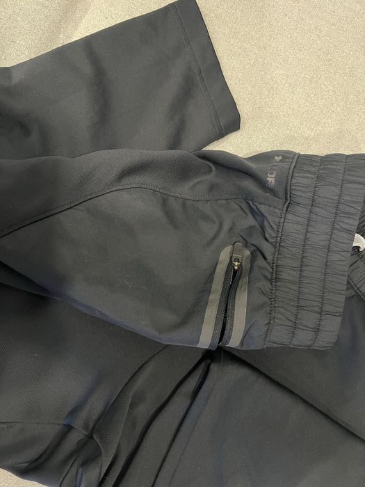 Мъжки спортен екип Under Armour