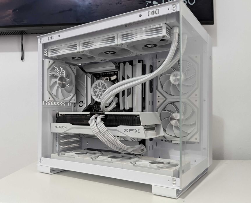 PC Ryzen 7 9800X3D RX 9070XT 32GB DDR5 1TB NVMe