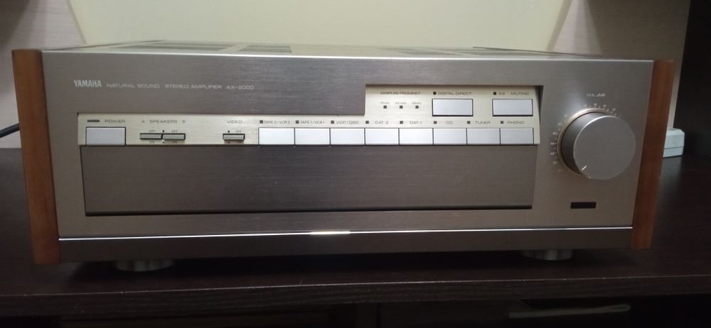 Продам Yamaha ax 2000