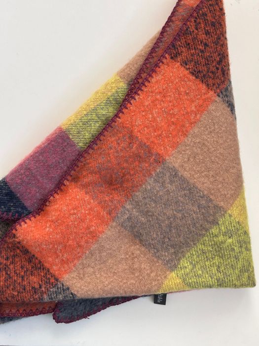 Цветен кариран мек шал Multiblu