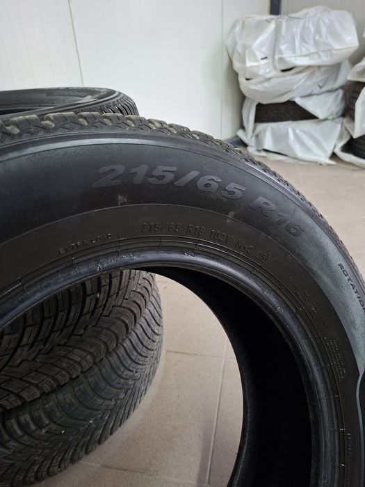 Anvelope Pirelli All season 215/65 R16