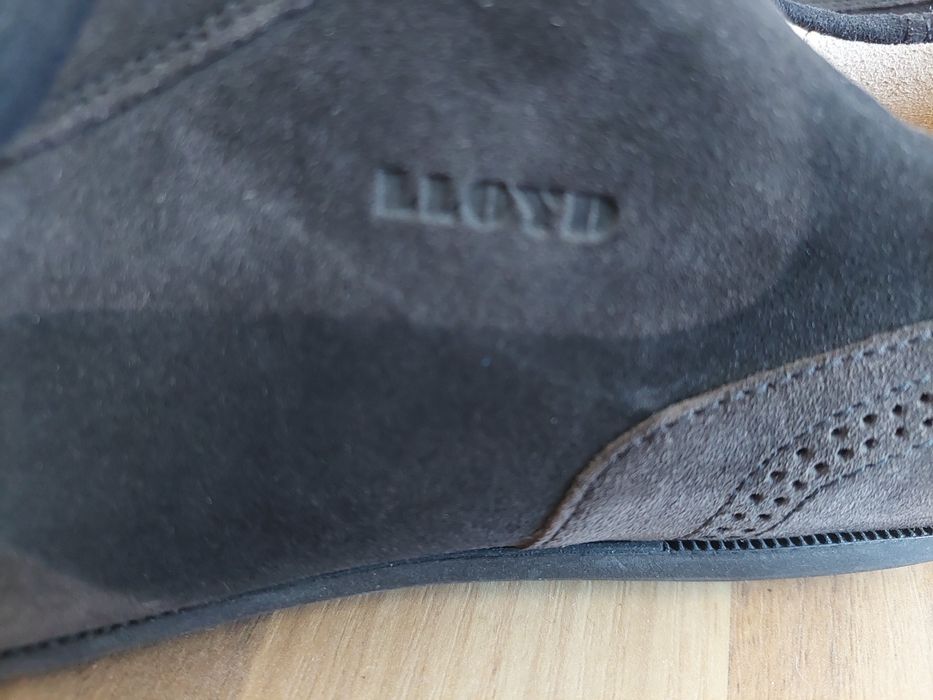 Pantofi LLOYD ,piele intoarsa,mărime 7 ( 40 )