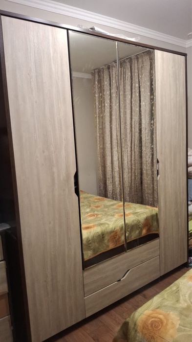 Спальная гарнитура продам, в хорошем сост Кровать антресоль трюмо шкаф