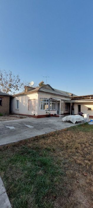 Продается дом в городе Янгиюле.