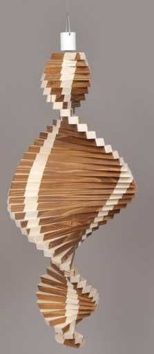 Morisca de vant, realizata din lemn