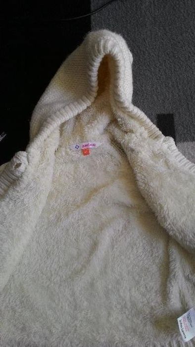 Жилетка и шапка на JOHN LEWIS