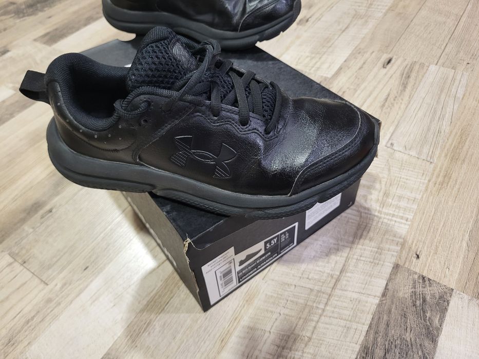 Детски кожени маратонки Under Armour