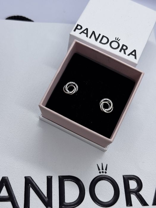 Pandora обеци Пандора