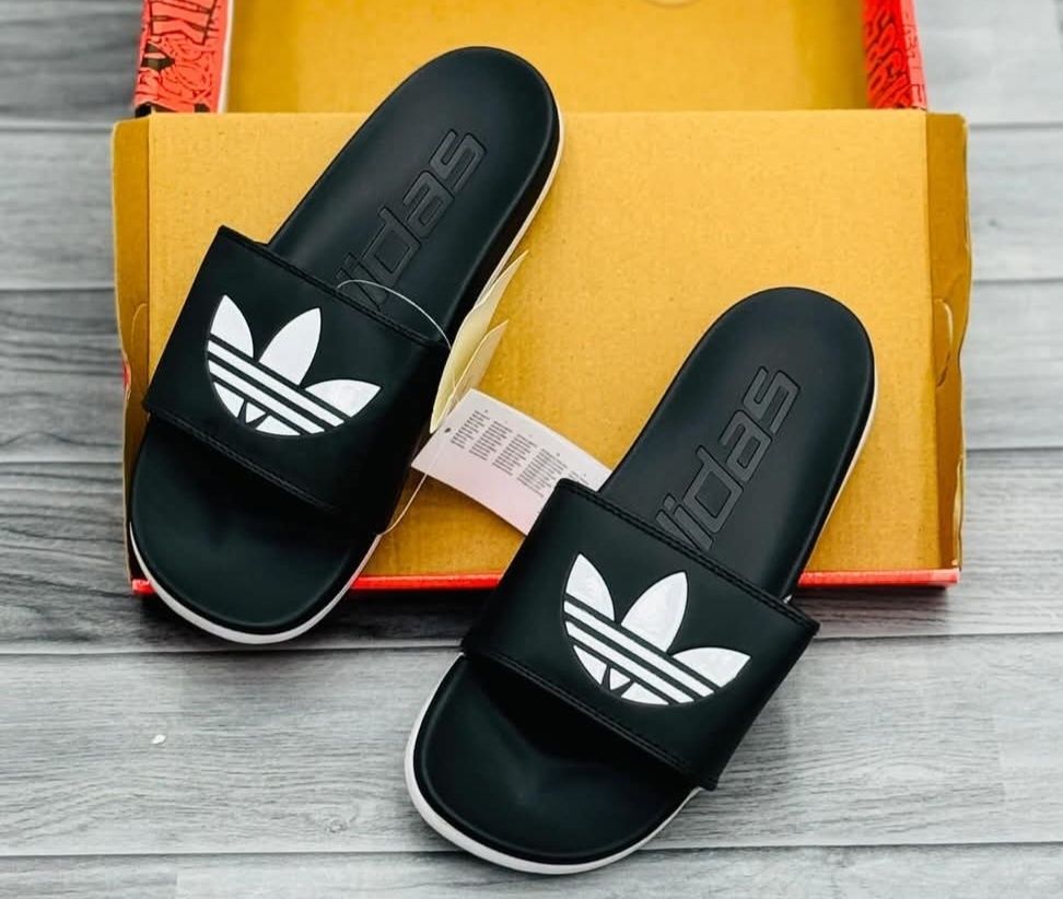 Спортивные шлёпки Nike, Adidas, Puma, Skechers