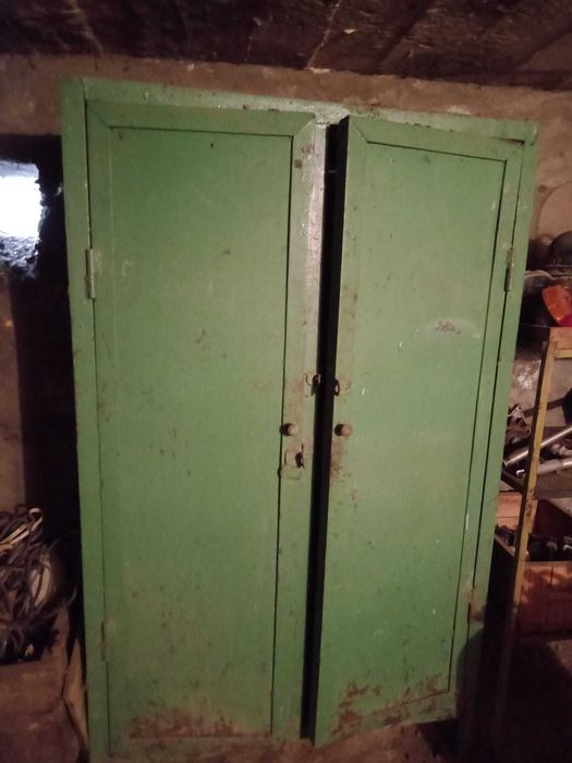Металлические шкафы