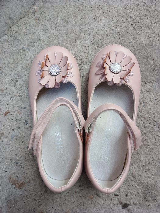 Pantofi și ghete de fetițe