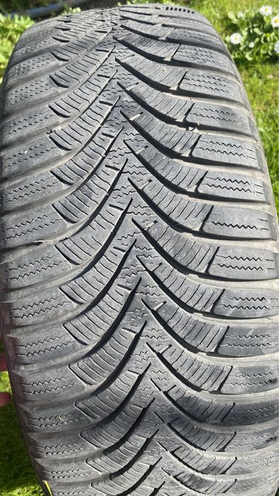 Зимни Гуми Hankook 205/55/16