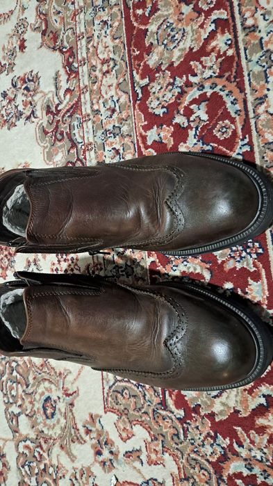 Зимняя обувь темно-коричневого цвета