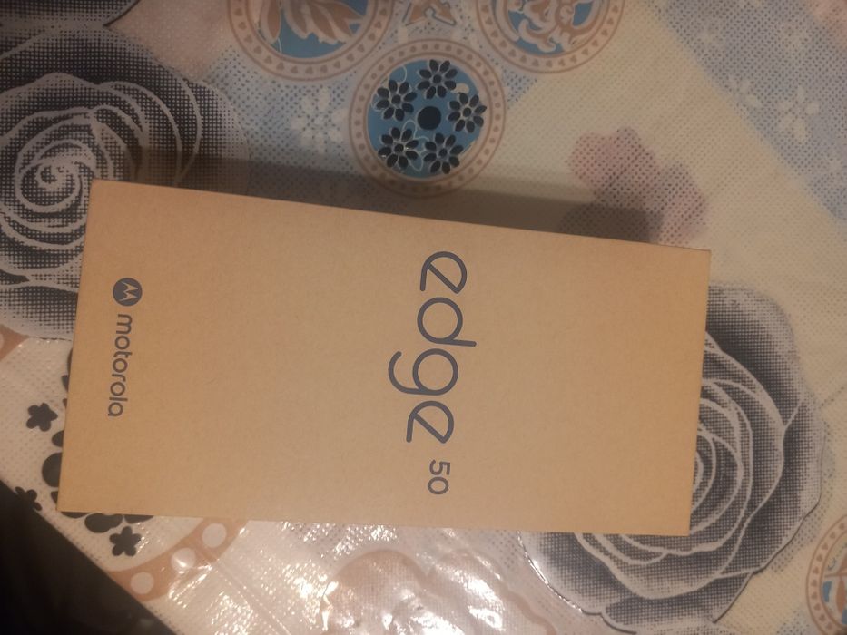 Motorola edge 50 ,16GB RAM ,128 GB ,culoare gri