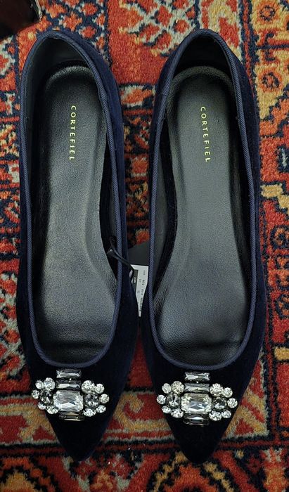Pantofi/balerini/flats Cortefiel noi 37,5 model gucci dr martens ugg