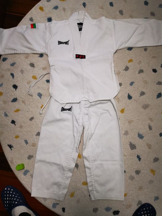 Таекуондо екип 110 номер