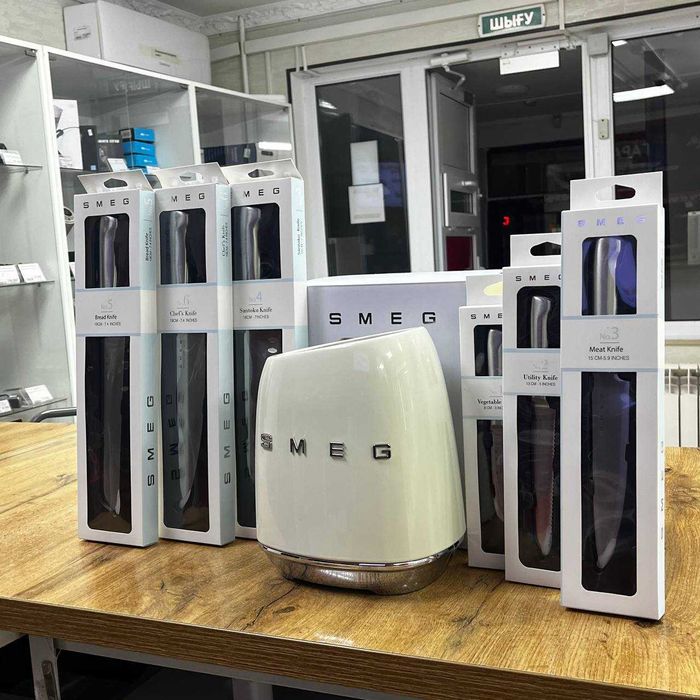 А21 SMEG набор ножей / sk152873