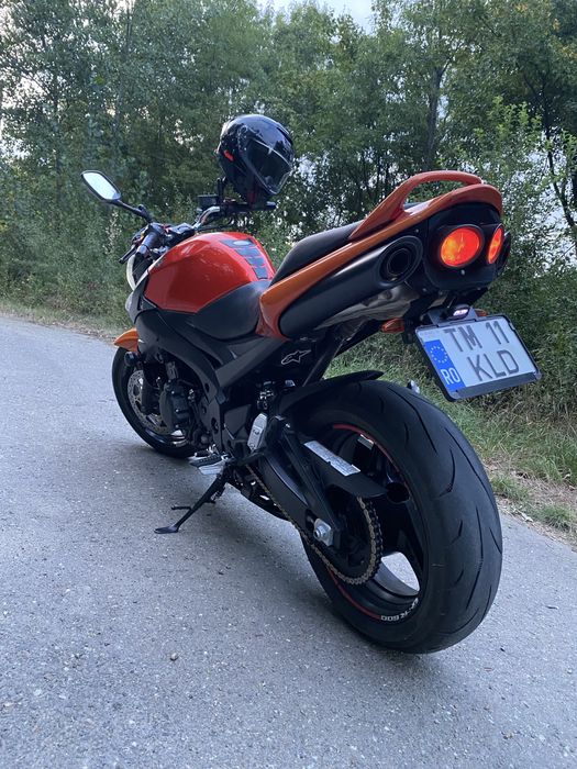 Suzuki GSR 600 2010