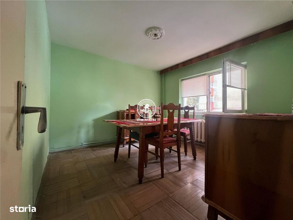 Apartament cu 4 camere decomandat, 80 mp  – Nicolina-Cug