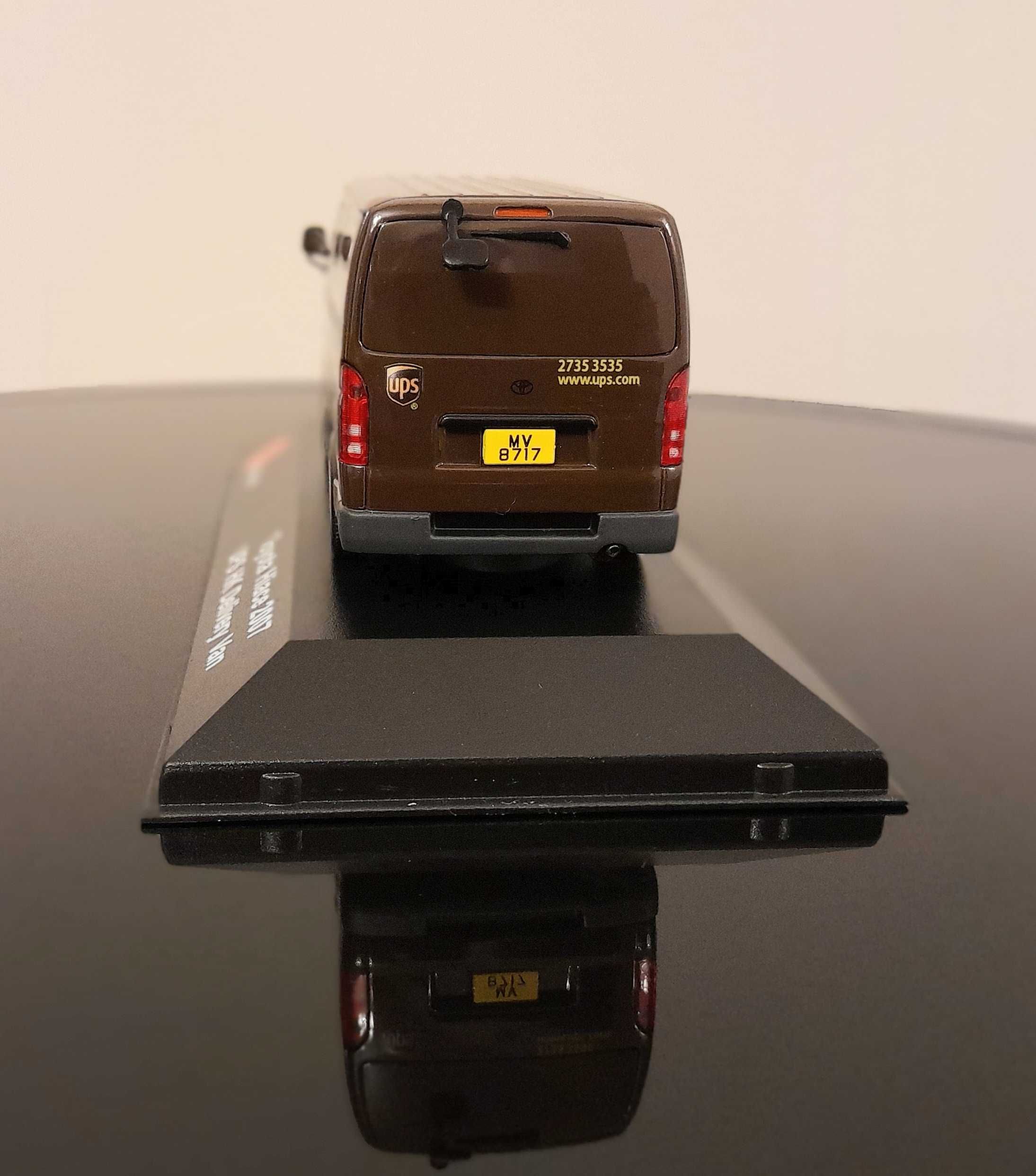 Toyota Hiace 2007 UPS HK Delivery Van 1:43 J-Collection