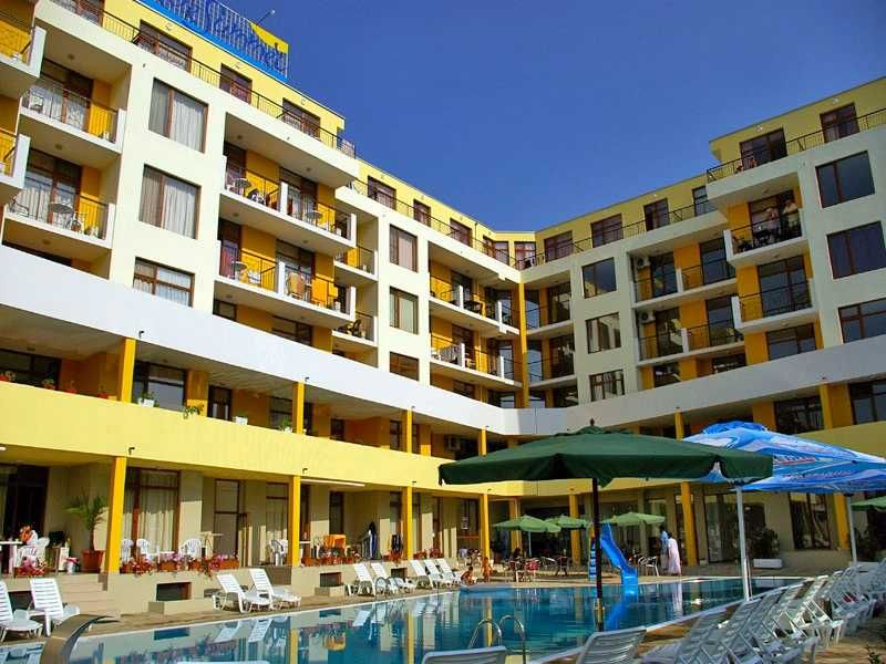 Продава се Двустаен апартамент в к.к. Слънчев бряг - 70 кв.м за 950 €/кв.м - Снимка #13