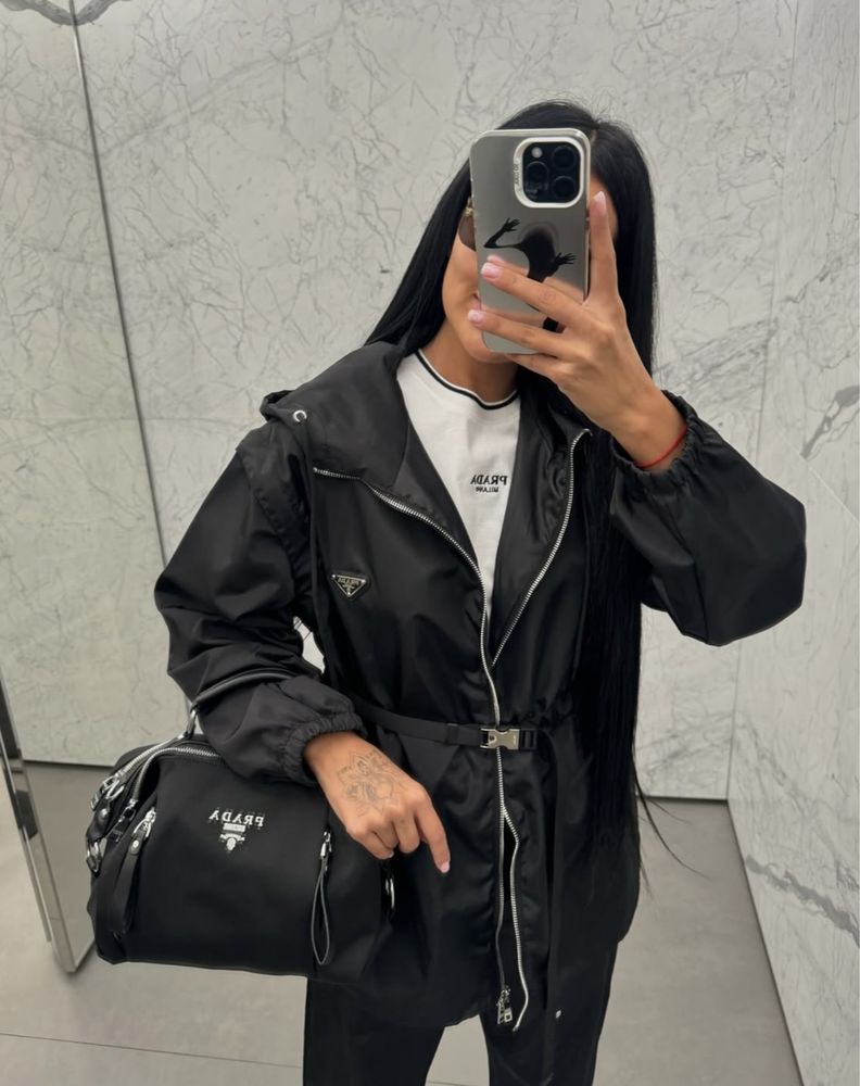Продам новую двойку PRADA