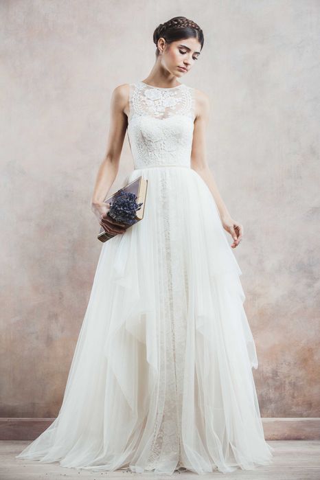 OFERTA SPECIALA VARA: Rochie de mireasa Divine Atelier dantela tulle