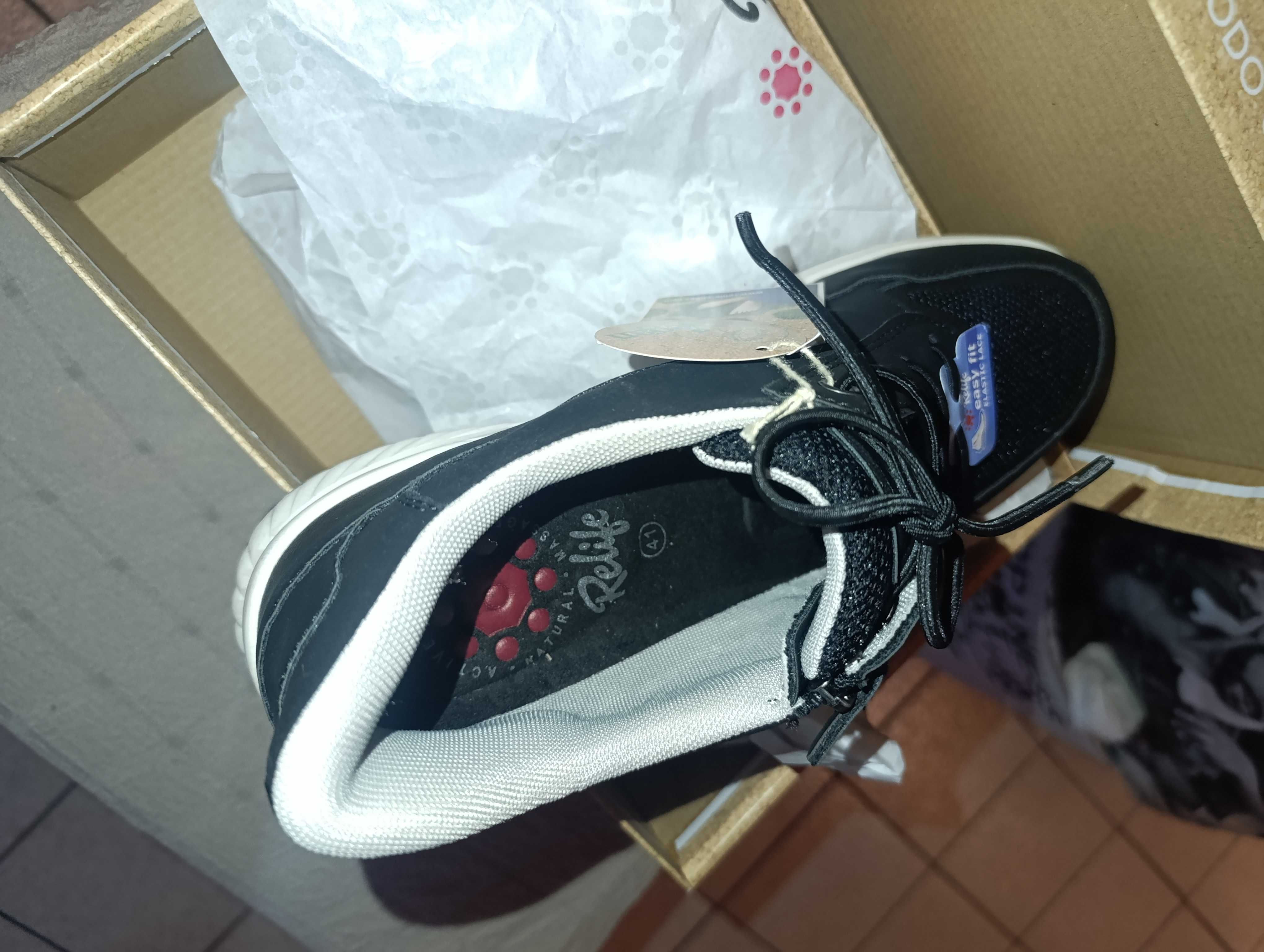 Чисто нови маратонки slip on 41 номер