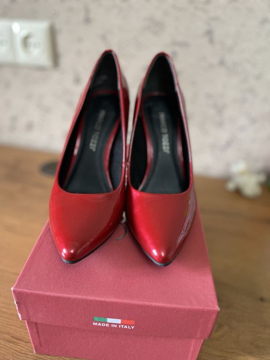 Продам туфли