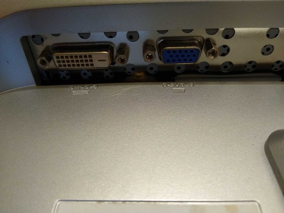Монитор за поправка, 20 инча, LCD, Philips
