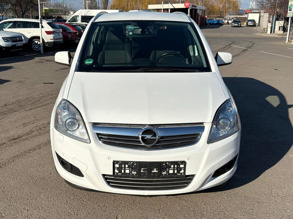 Opel Zafira 7 Locuri