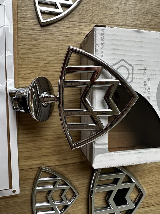 Set Embleme Sigla Logo Stema Emblema Mercedes Maybach Capota Aripi