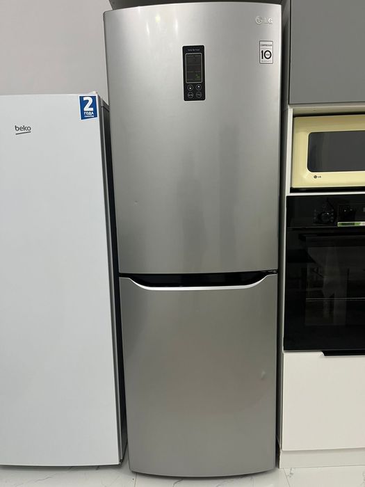 Холодильник LG .170 х 60