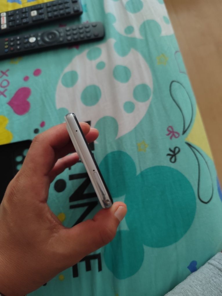 Samsung a52 запазен