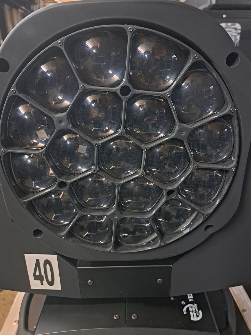 Moving head MH BIG EYES LED RGBW 19×15 w