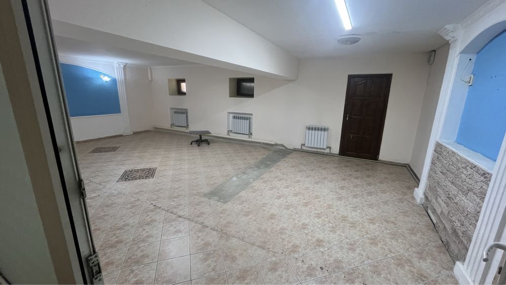 В CARCITY сдается в аренду комерческое помешение (120м2)
