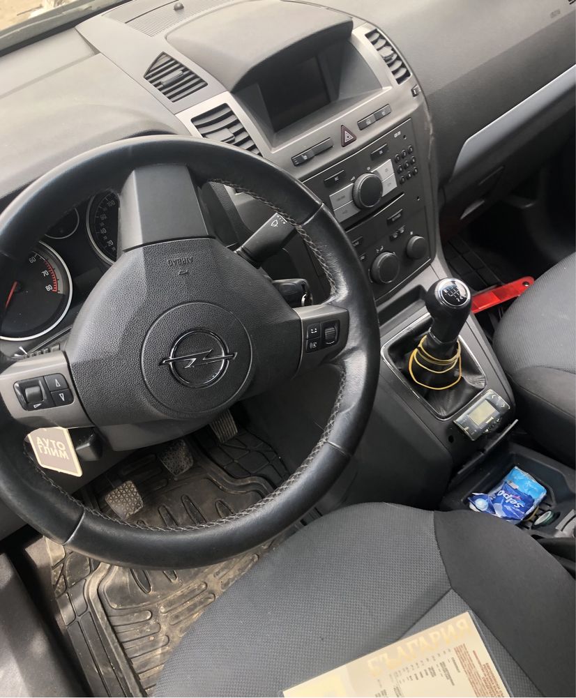 Opel zafira B 2.2 i на части