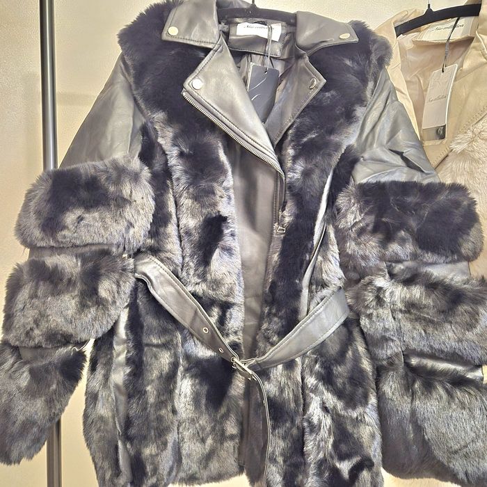Дамско яке с пух zara