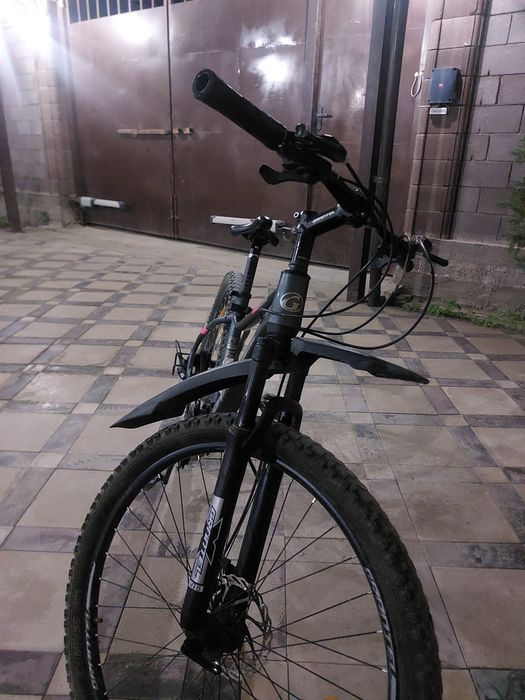 Велосипед 27.5 рама