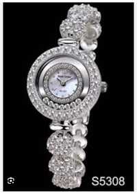 Продам серебряные часы royal crown
