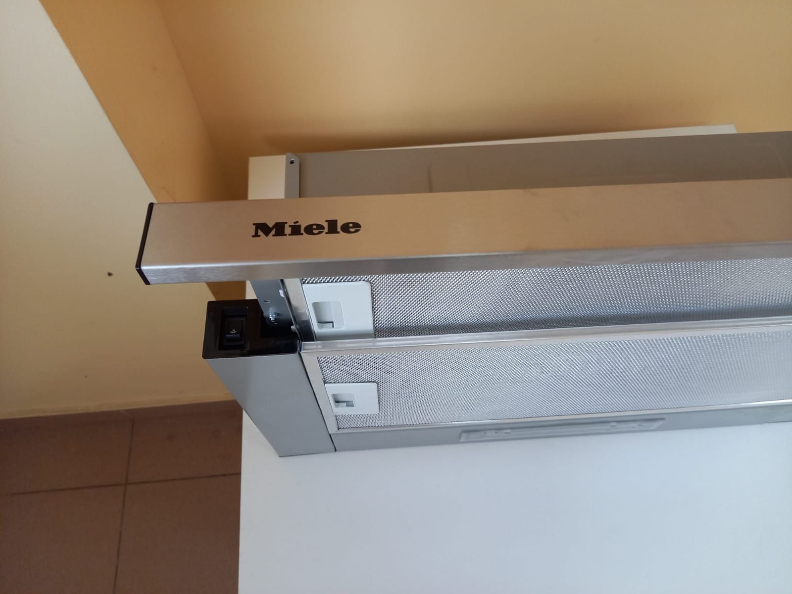 Аспиратор за вграждане "Миеле"/Miele/