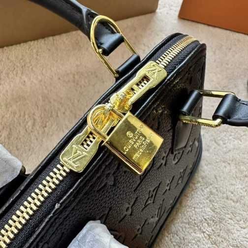 Geanta de mana dama Louis Vuitton LV 3423-57