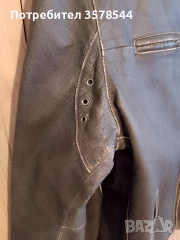 Продавам яке   - Guess Men Black Distressed Patina Leather Motorcycle