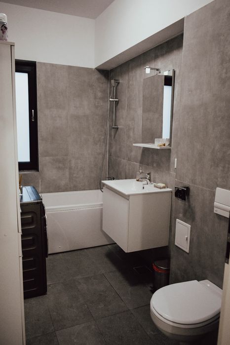 Proprietar inchiriez Apartament lux 3 camere Lidl Giroc