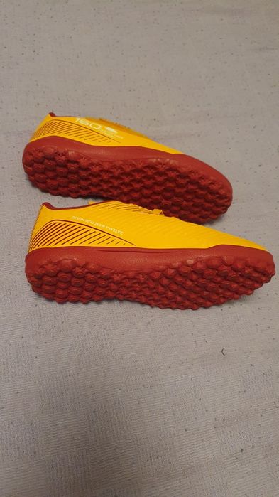 Ghete de fotbal pentru teren sintetic, mar.29, 18cm, Kipsta